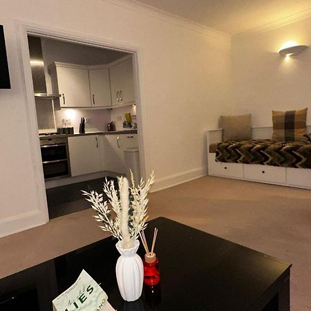 City Lux Apartment لندن المظهر الخارجي الصورة