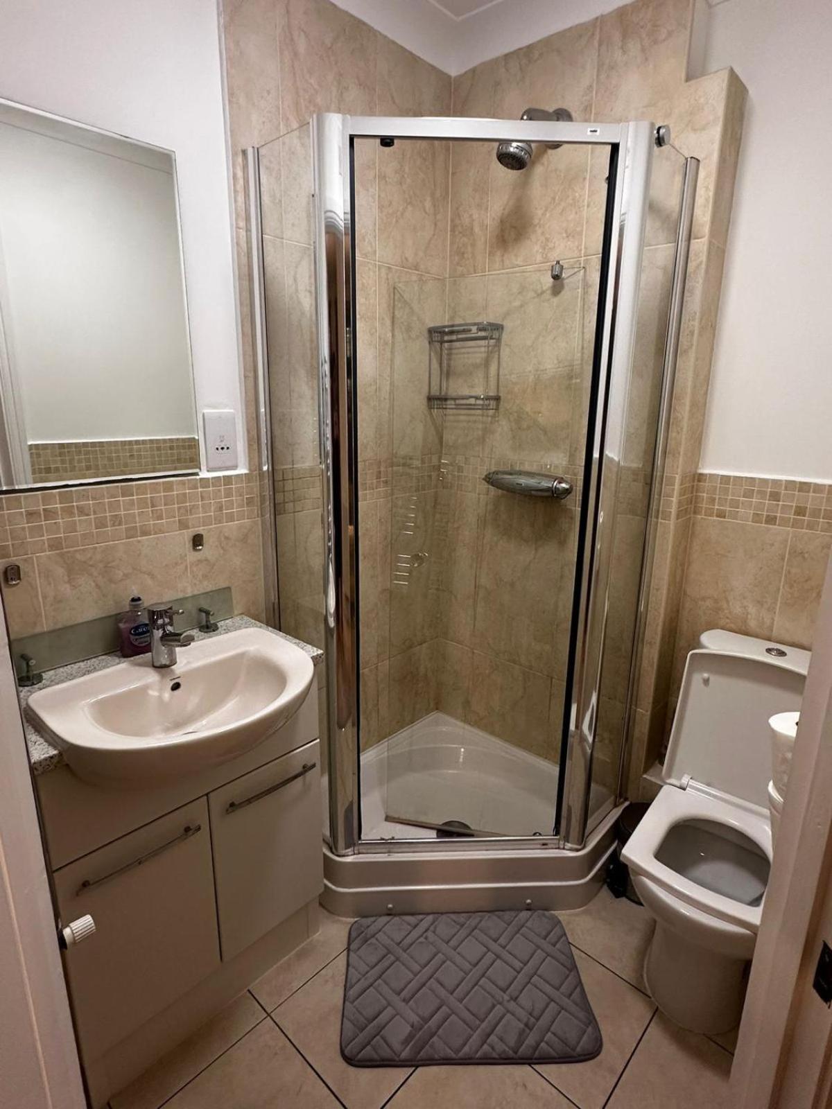 City Lux Apartment لندن المظهر الخارجي الصورة