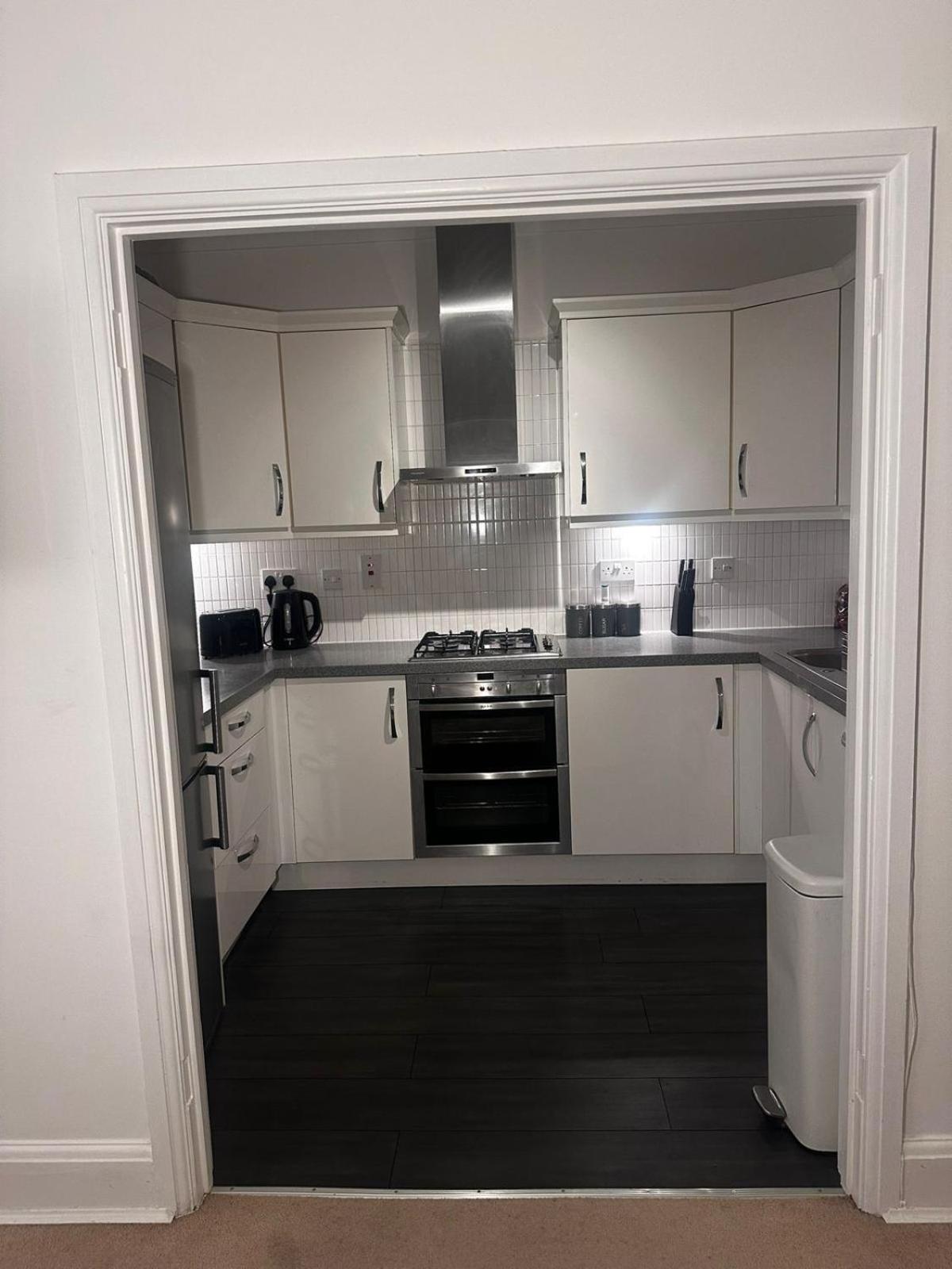 City Lux Apartment لندن المظهر الخارجي الصورة