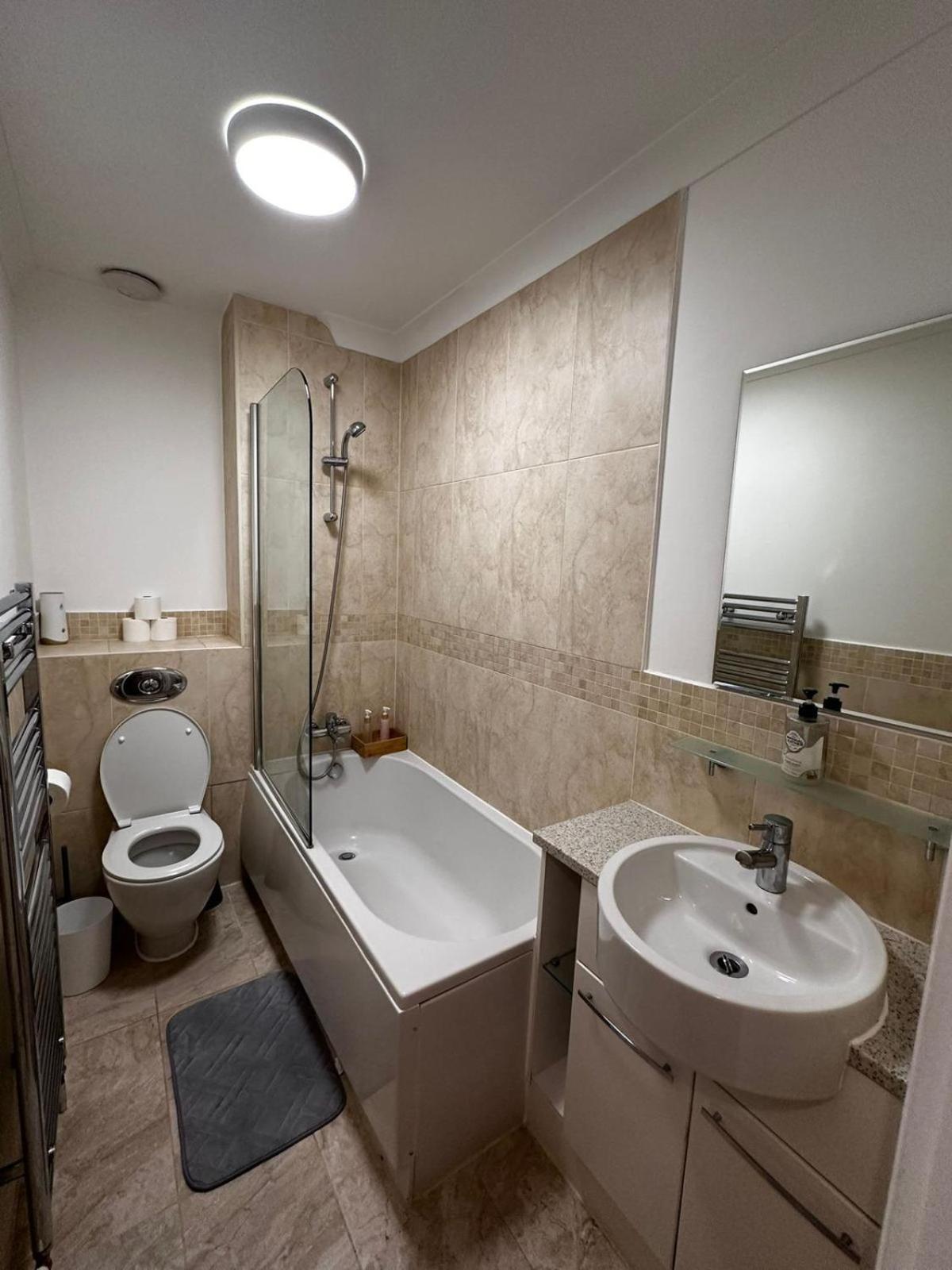 City Lux Apartment لندن المظهر الخارجي الصورة